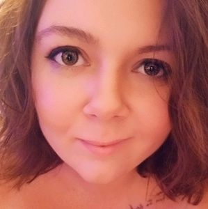 Meet your Posher, Ellie